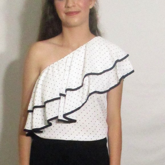 🔴 Ro & De Polka Dote One Shoulder Ruffled Top New with Tags CLEARANCE 🔴 - Picture 9 of 13